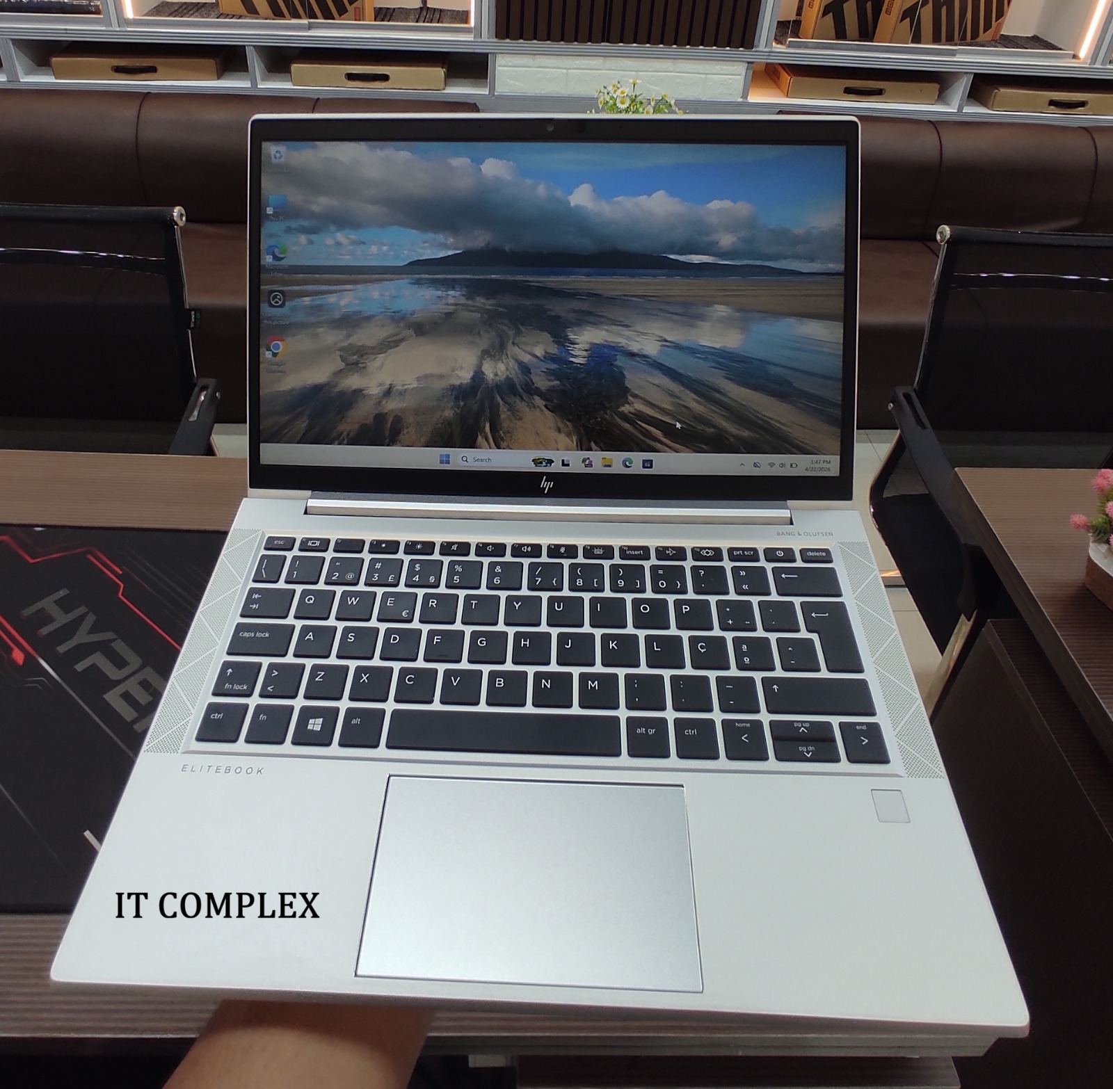 HP Elitebook 835 G8 Business Edition Ryzen 5 Pro 5650U 256 GB SSD Ram 8 GB. 13.3" FHD Display